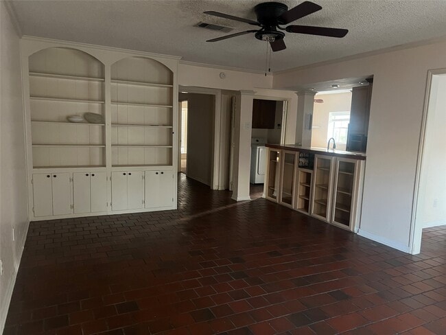 Building Photo - 14370 Misty Meadow Ln