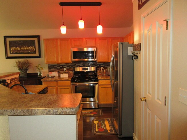 Building Photo - 3281 Perla Point Dr