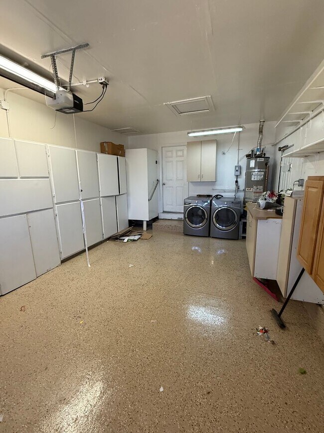 Foto del edificio - 3,750 / Remodeled 3BR/2BA Single-Story Home in Fremont!