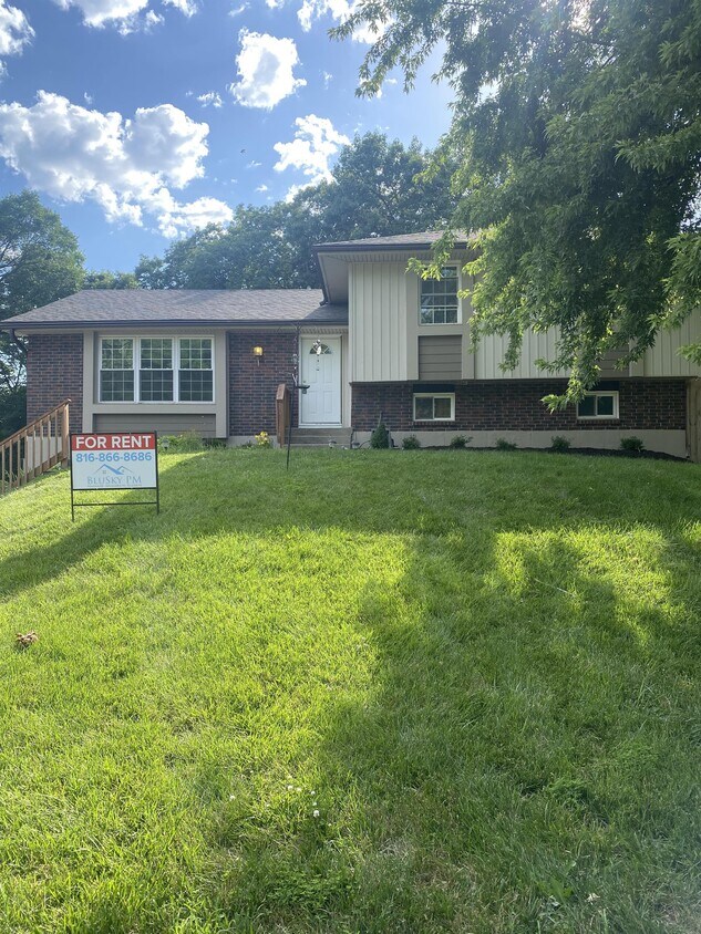 4902 NW Fisk Ave, Kansas City, MO 64151 House Rental in Kansas City