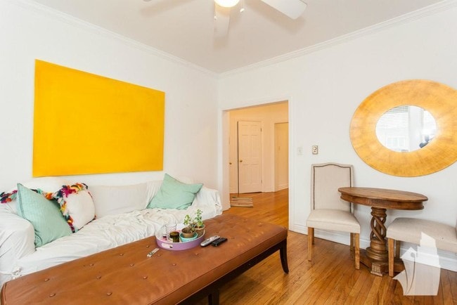 Foto del edificio - 518 W Deming Pl