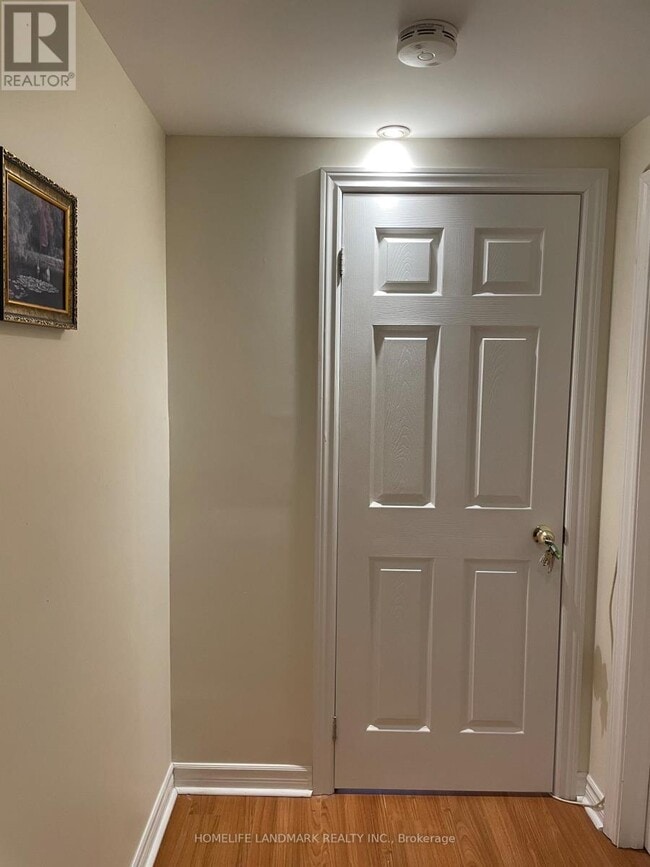 Building Photo - 124 McNicoll Ave