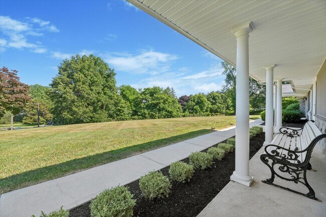 Photo - Single Family Home for Rent in Unionville ...