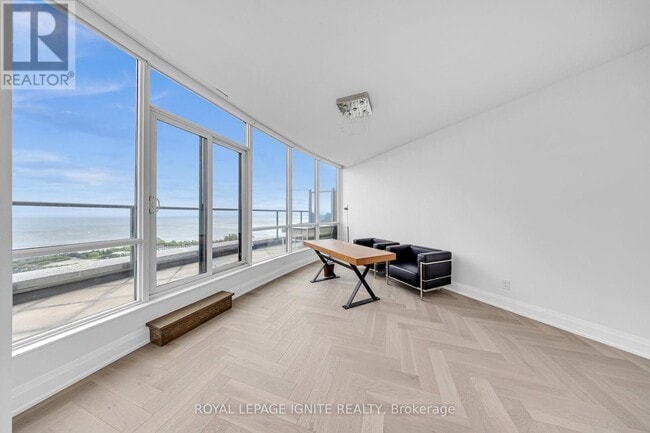 Building Photo - 604-2240-2240 Lake Shore Blvd W