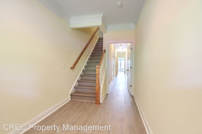 Building Photo - 4 br, 3 bath House - 1189 Dingle Road