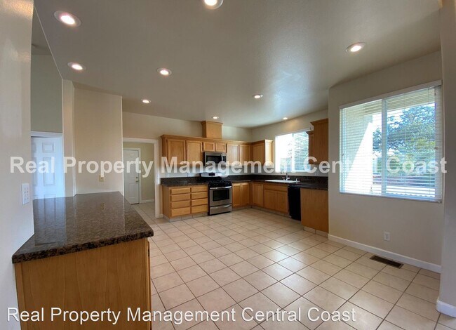 Foto del edificio - 4 br, 3 bath House - 658 Red Cloud Road