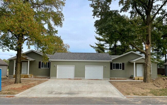 Foto del edificio - 79 Old State Rd S