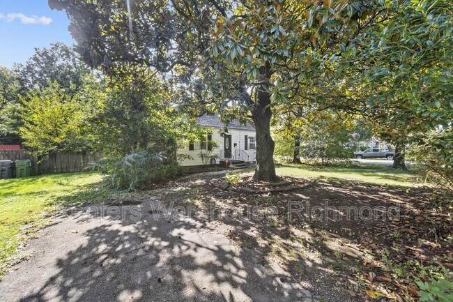 Building Photo - 6317 Millhiser Ave