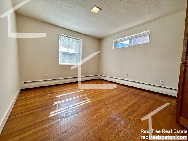 Foto del edificio - 15 Commonwealth Ct