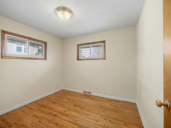 Foto del edificio - 1427 S 52nd St