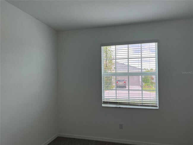 Foto del edificio - 11370 Burgundy Dr