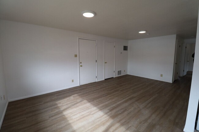Foto del edificio - 312 W 450 N St