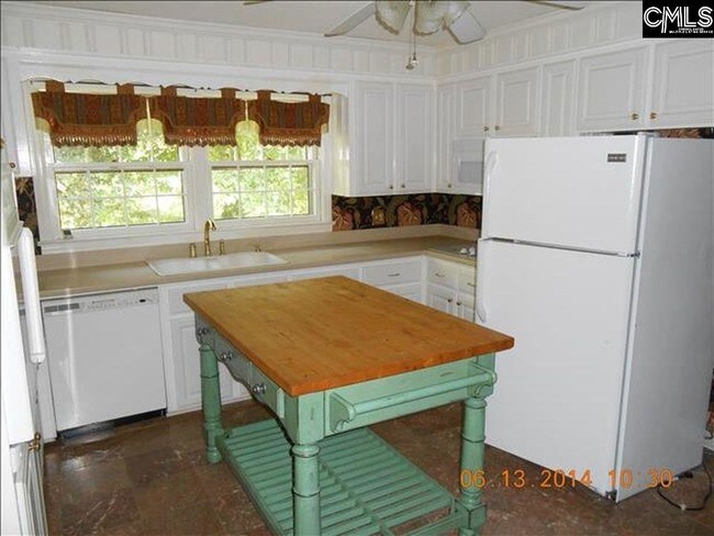 Building Photo - 321 Barmount Dr