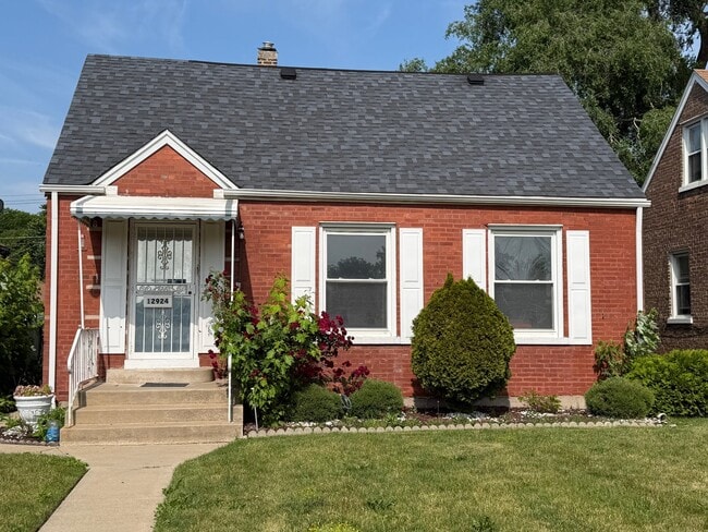 Photo - 12924 S Wallace St House