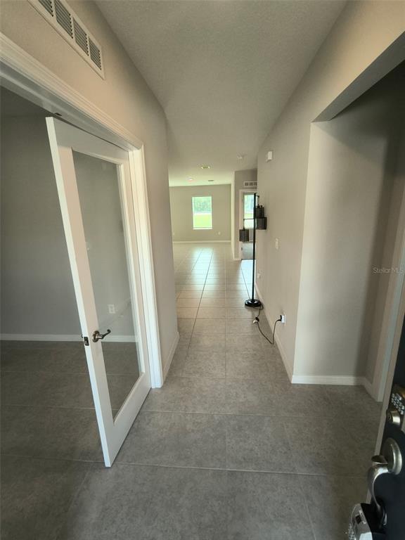 Foto del edificio - 45 Wellwood Ln