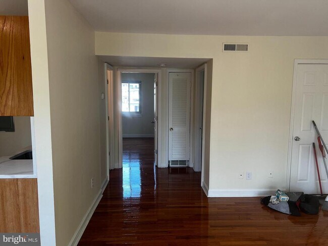 Foto del edificio - 520 Franklin St NE