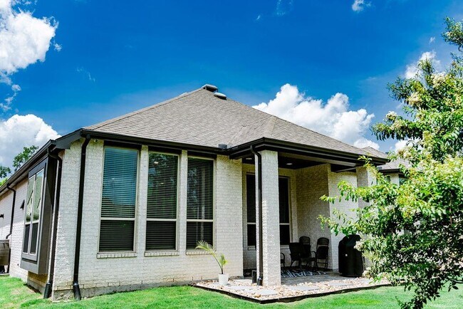 Foto del edificio - 17469 Chestnut Cove Dr