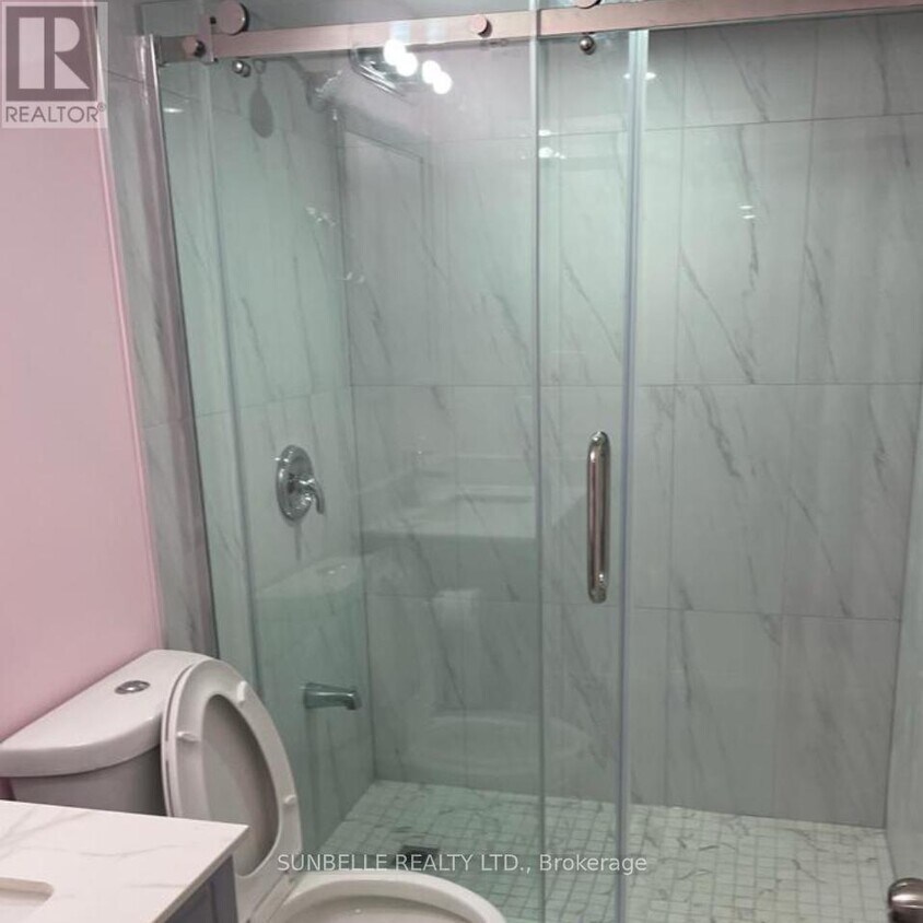 Primary Photo - 26 Senwood St