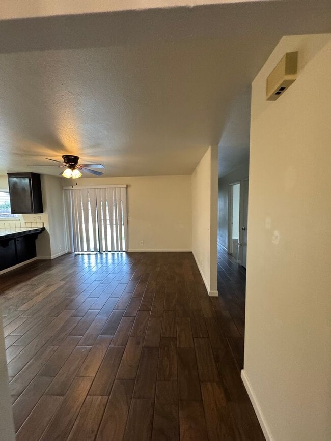 Building Photo - 1107 Wimbledon Dr