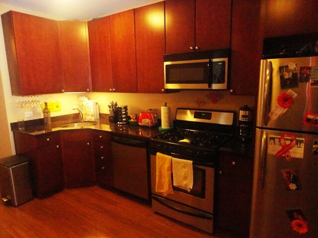 Primary Photo - 2405 N Clybourn Ave