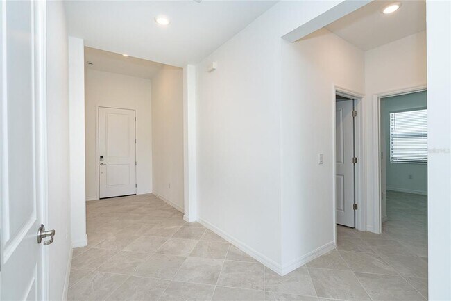 Foto del edificio - 1745 Saddlewood Cir