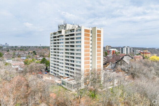 Photo du bâtiment - Ridge Hill Towers