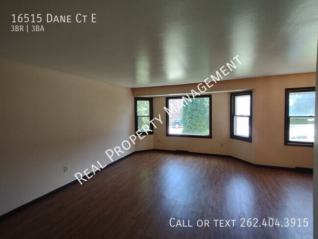 Foto del edificio - 16515 Dane Ct E