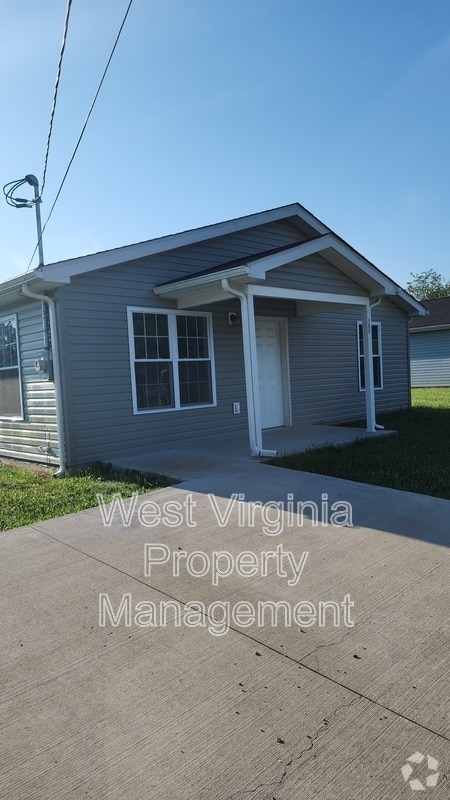 Building Photo - 760 Circleview Dr
