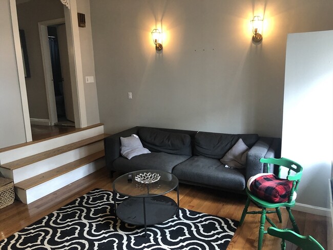 Foto del edificio - 220 Chelsea St