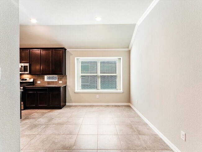 Building Photo - 16609 Spence Park Ln