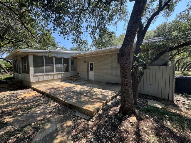 Foto del edificio - 1880 Royal St