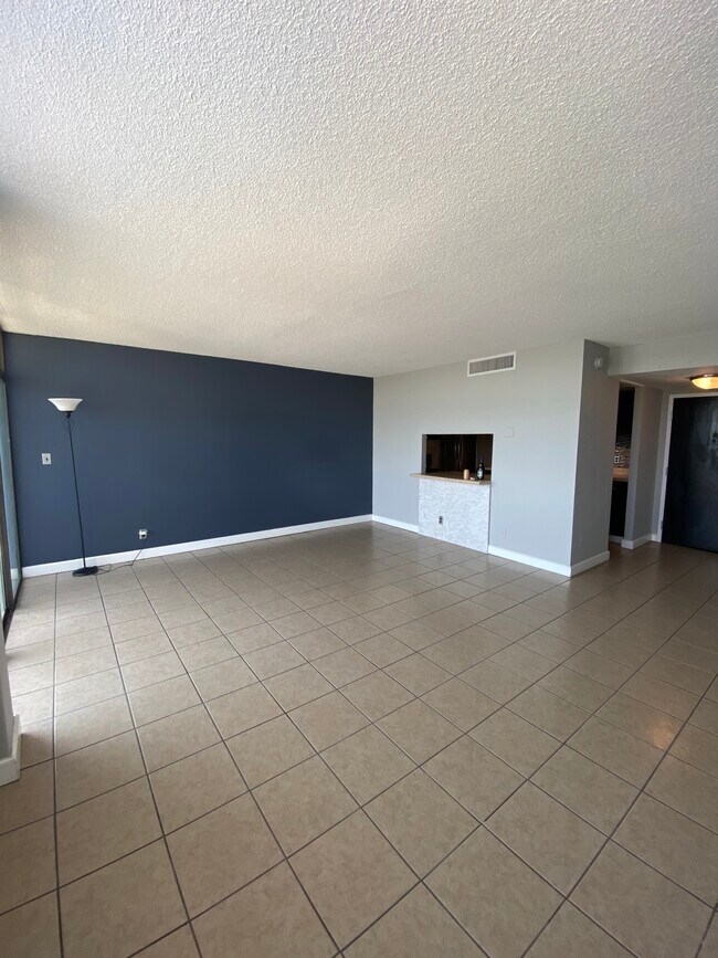 410 W 7th St Unit 722, Tulsa, OK 74119 Condo for Rent in Tulsa, OK