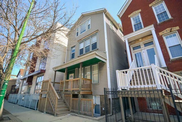 Primary Photo - 2517 N Ashland Ave