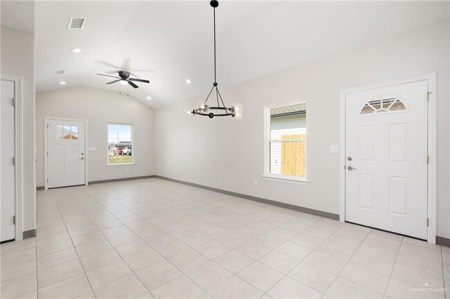 Building Photo - 2525 South Valley Circle