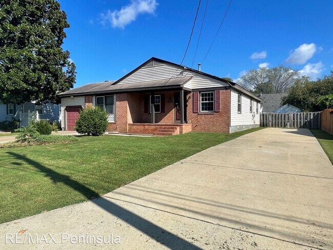 Foto del edificio - 3 br, 3 bath House - 154 Melville Dr