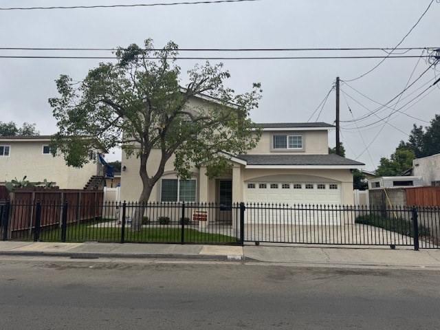 Building Photo - 1231 Saticoy St