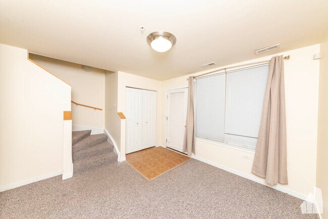 Foto del edificio - 1244 W Monroe St