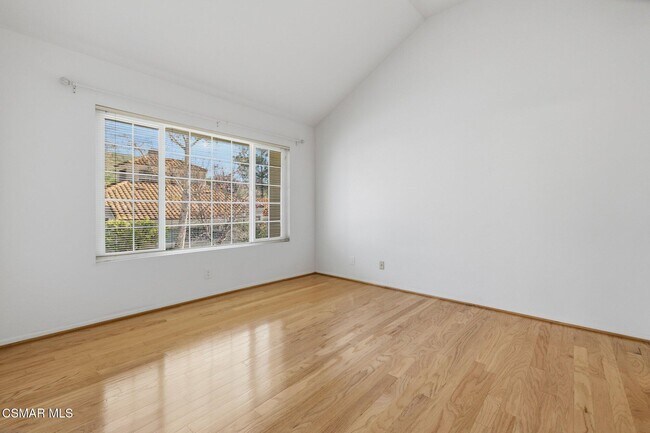 Foto del edificio - 4240 Lost Hills Rd