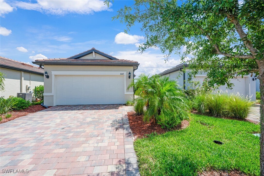 Foto principal - 16661 Rolling Rock Blvd