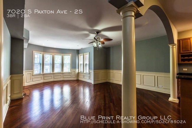 Building Photo - 7020 S Paxton Ave - 2S - 3 beds, 2 full baths