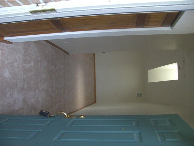 Foto del edificio - 722 Hilltop Ln