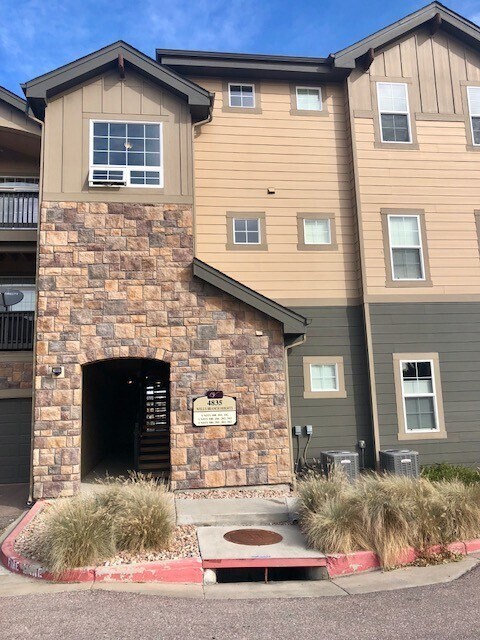 Foto principal - Modern 2 Bedroom Vistas @ Norwood Condo