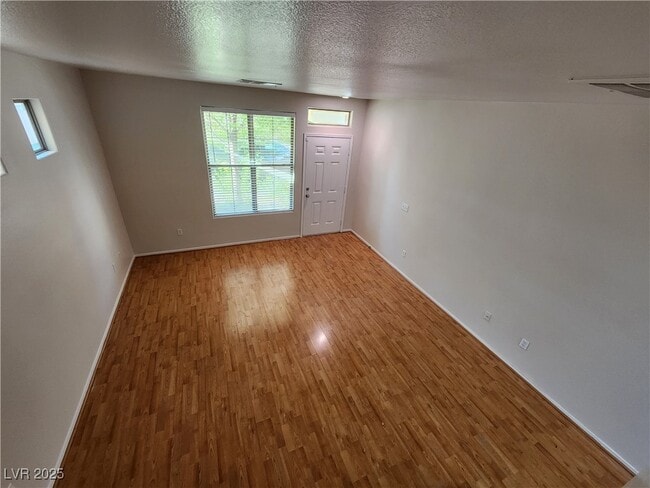Building Photo - 9664 Villa La Mora Ave