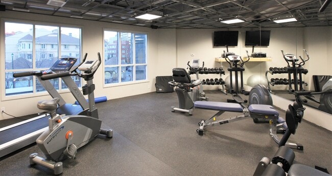 Building Photo - Meridian Suites