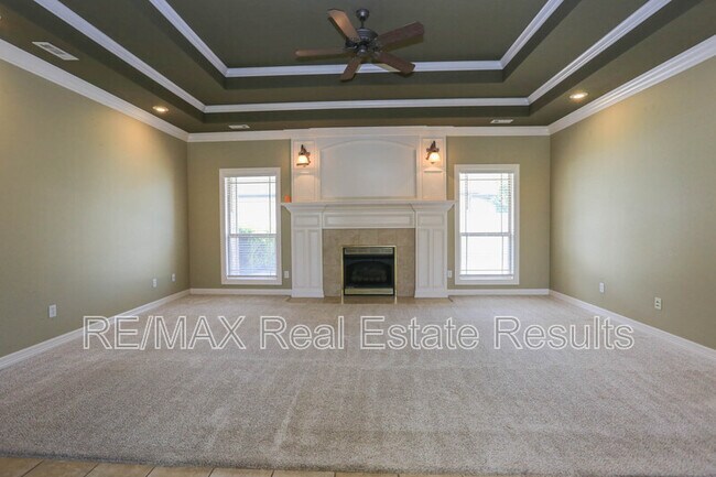 Building Photo - 5602 S Bent Tree Dr