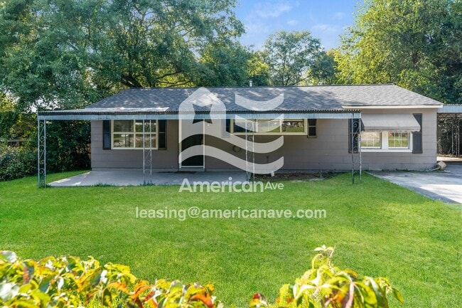 Building Photo - 1530 Hurley Cir