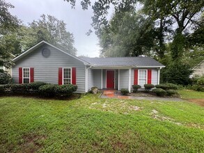 Building Photo - 102 Ridgefield Dr