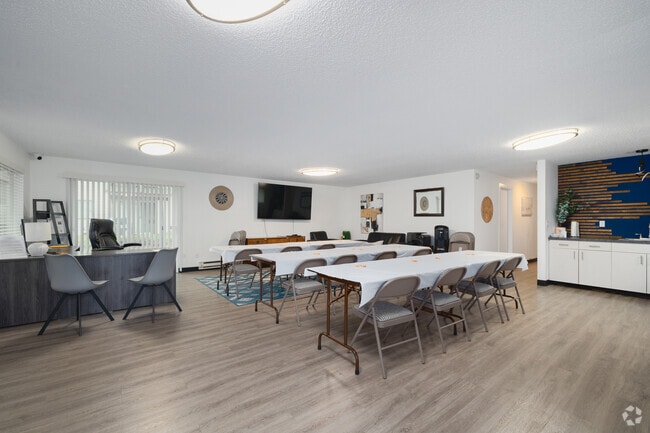 Clubhouse - Boulder Park