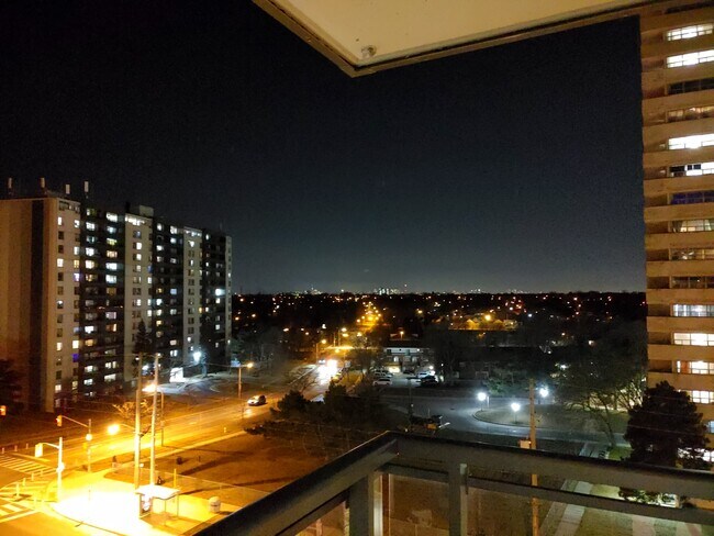 Photo du bâtiment - 20 Meadowglen Pl