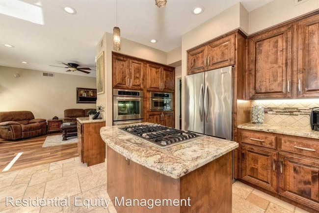 Foto del edificio - 4 br, 2.5 bath House - 178 John Henry Circle